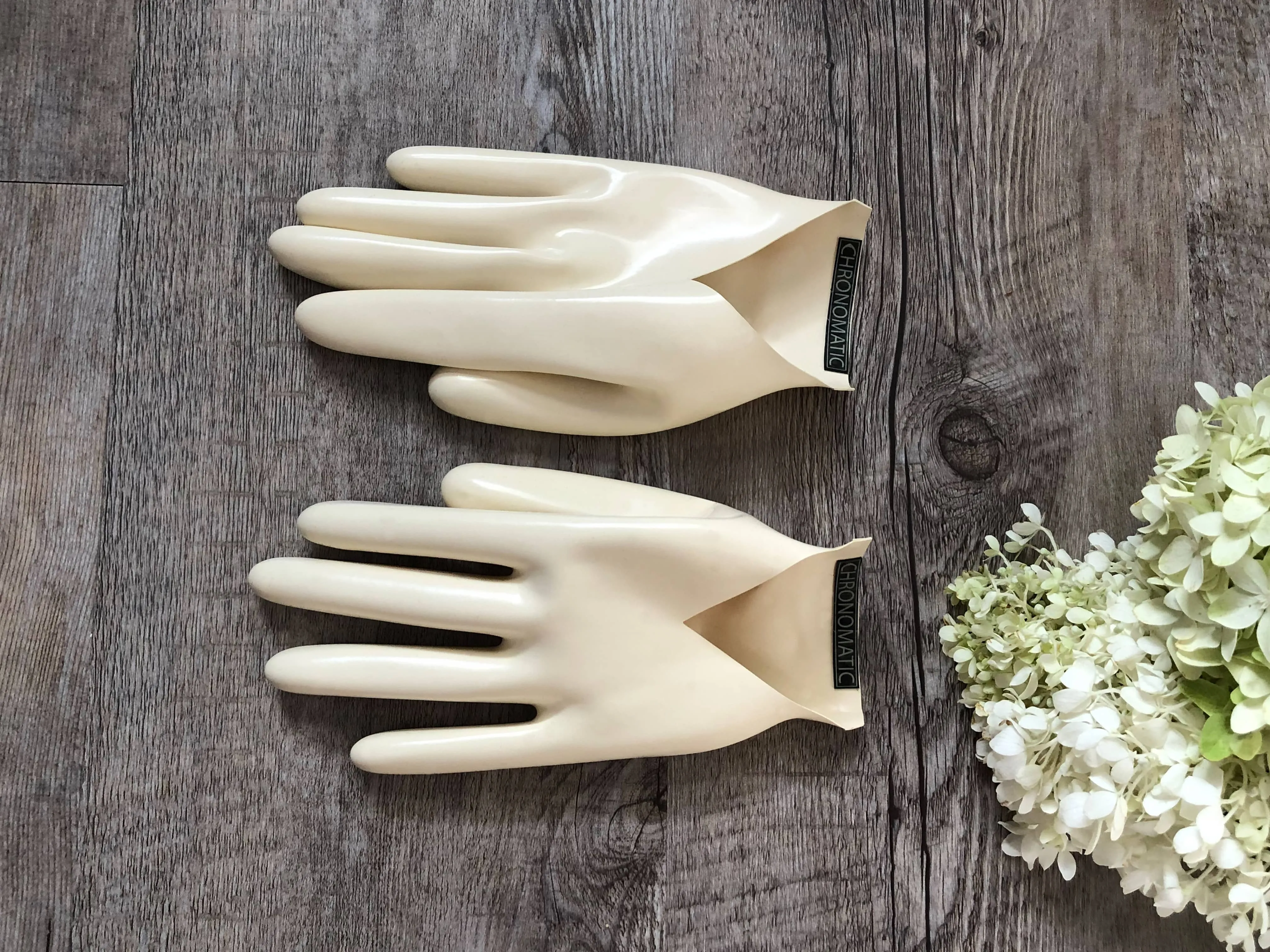 Sliced Gloves - Cream