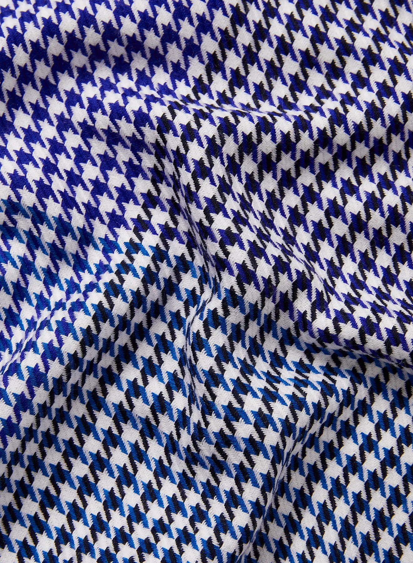 THE JENGA SQUARE - Blue and white checked lambswool scarf